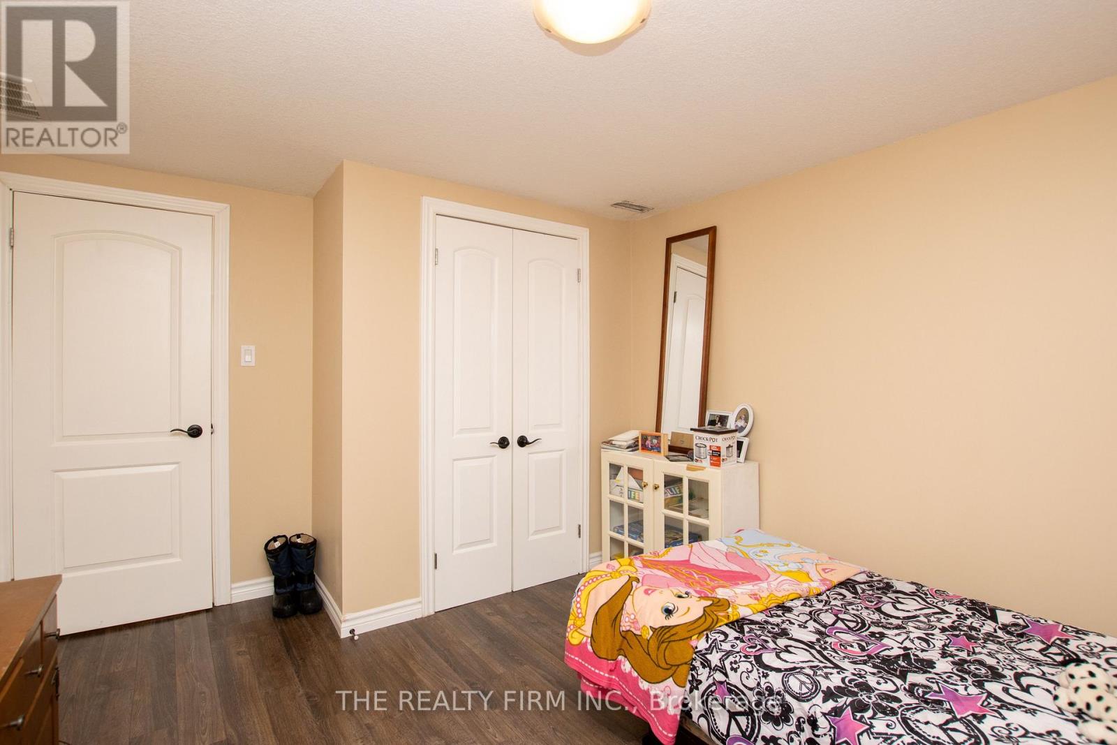 82 LANGTON ROAD - Image 33