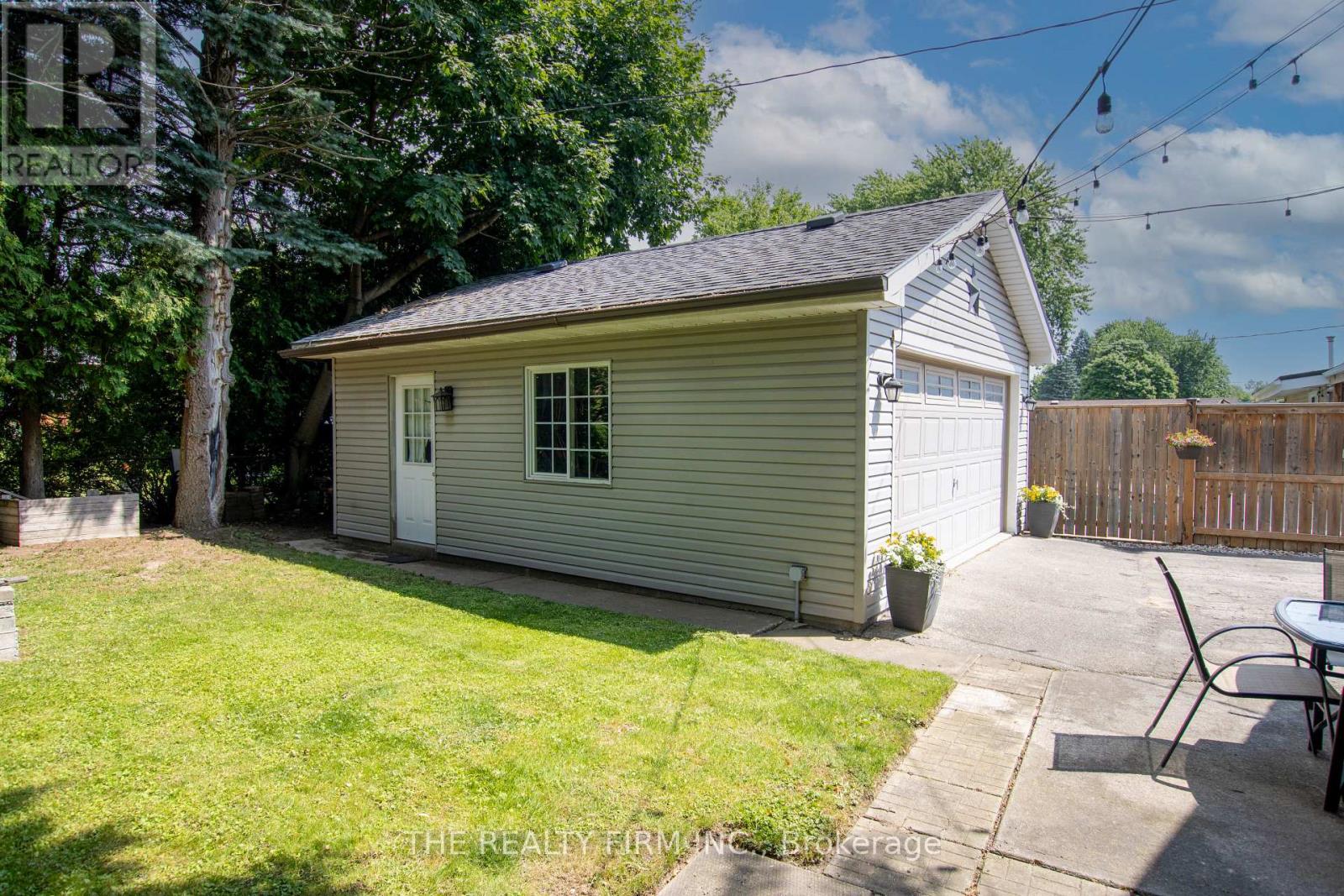82 LANGTON ROAD - Image 40