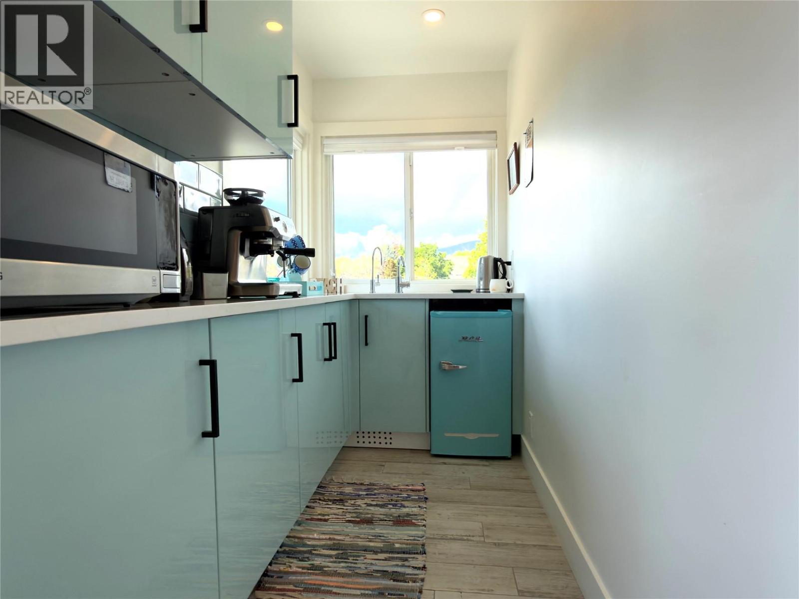 338 Burne Avenue - 30