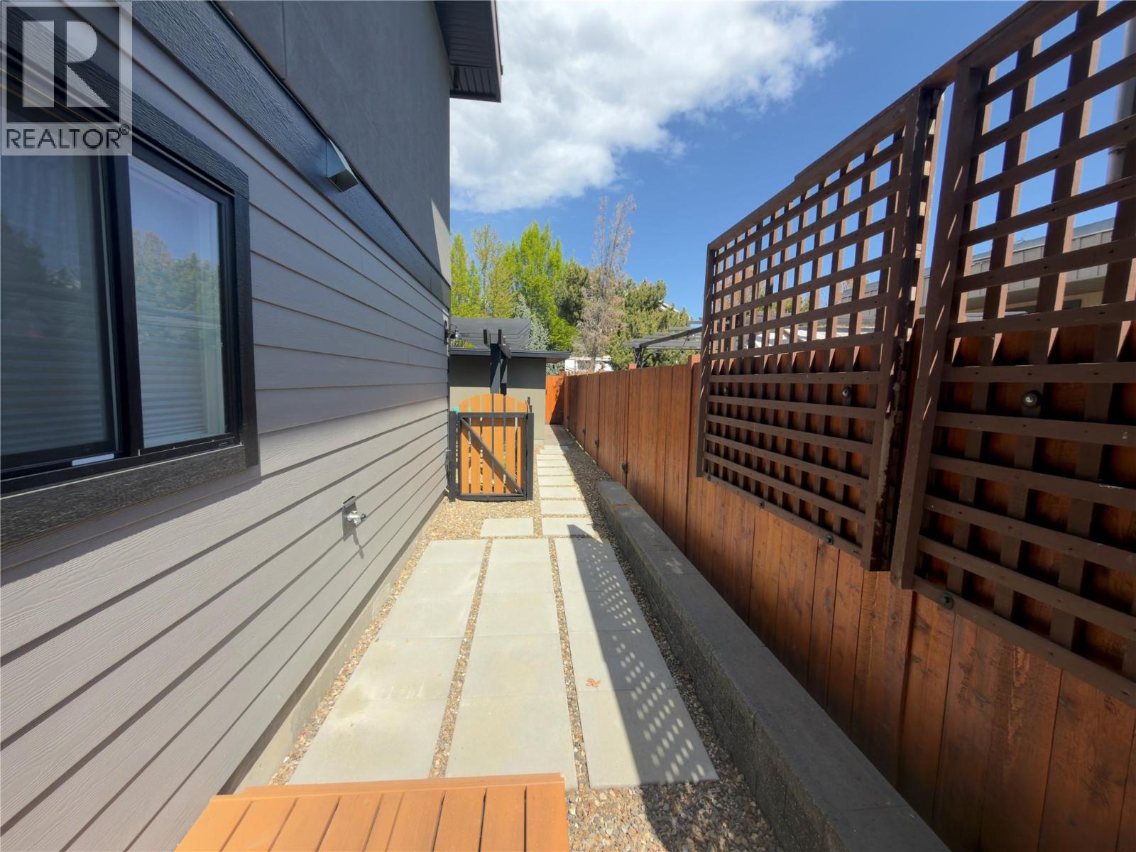 338 Burne Avenue - 70