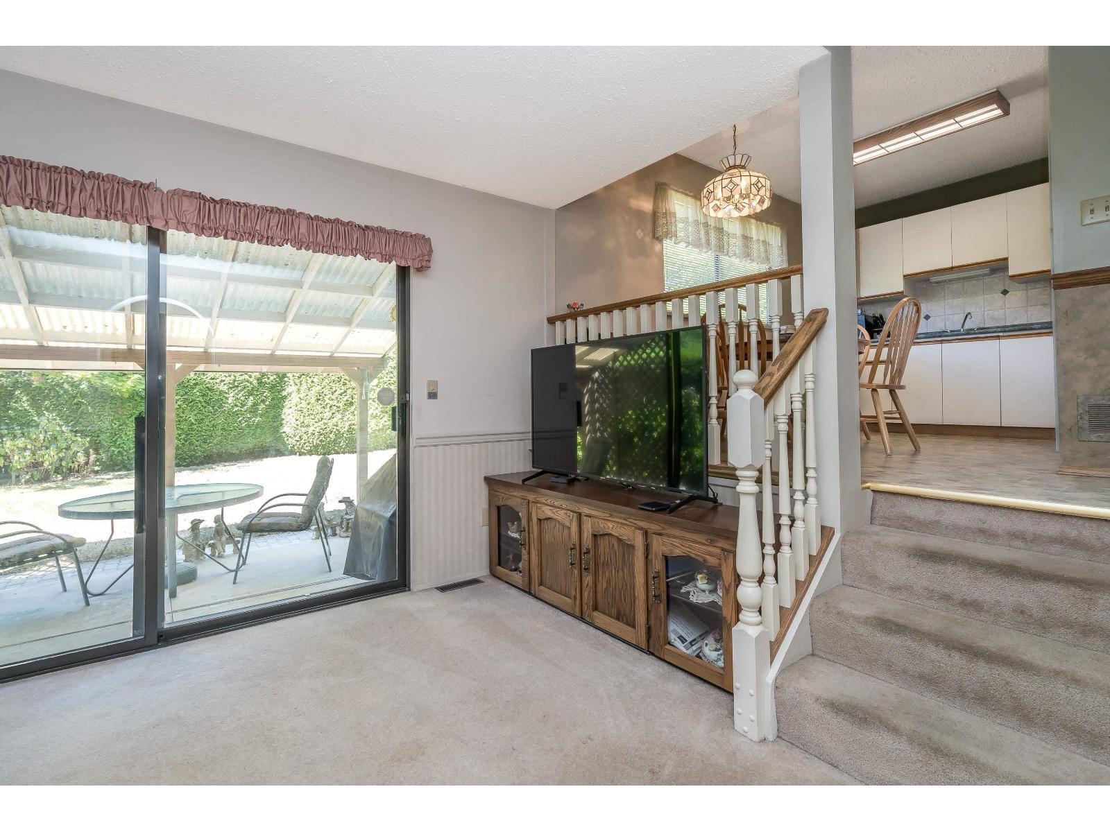 3 Bed, 3 Bath House for Sale in Surrey – 6329 195 STREET, Surrey – MLS# R3151468 - Image 16