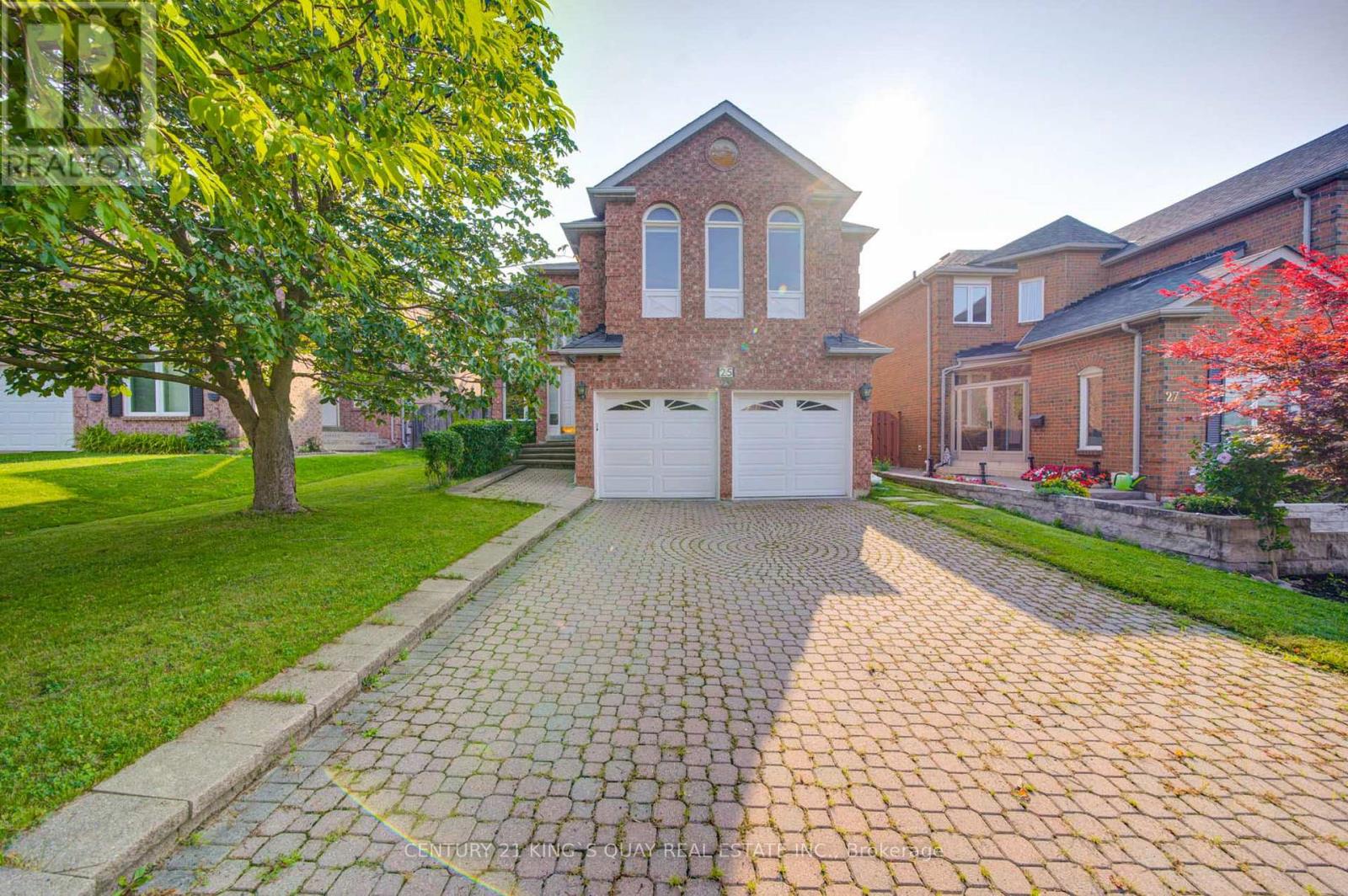 25 WESTMORELAND COURT - 2