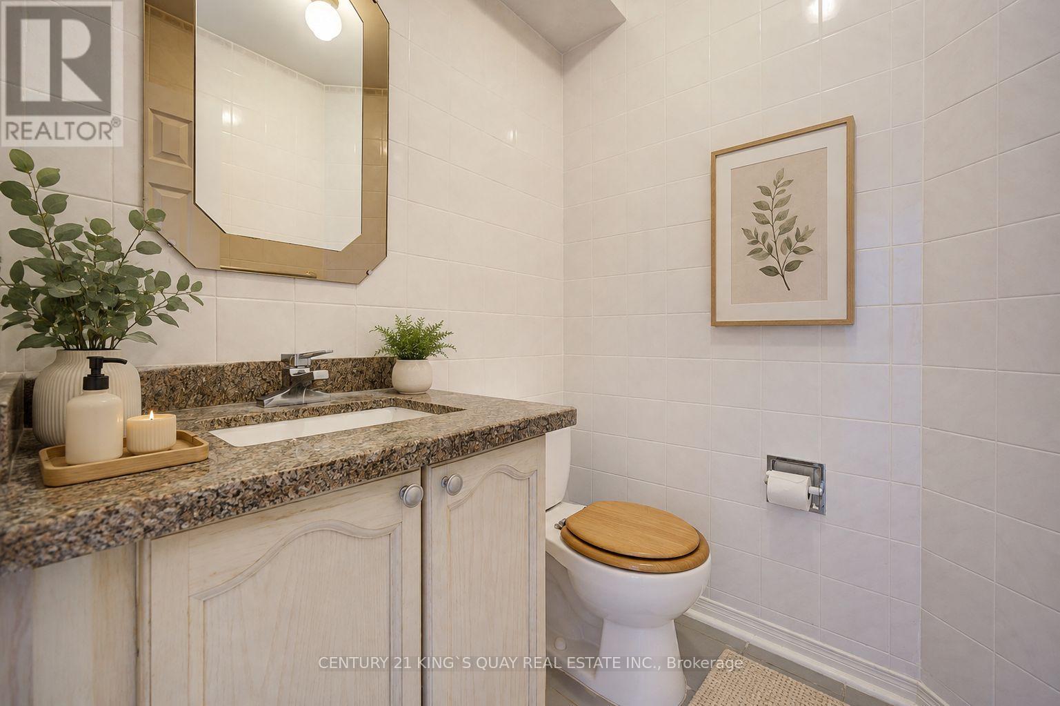 25 WESTMORELAND COURT - 3