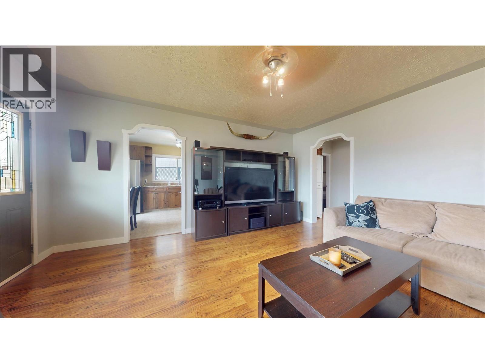 315 5 Street S - 11