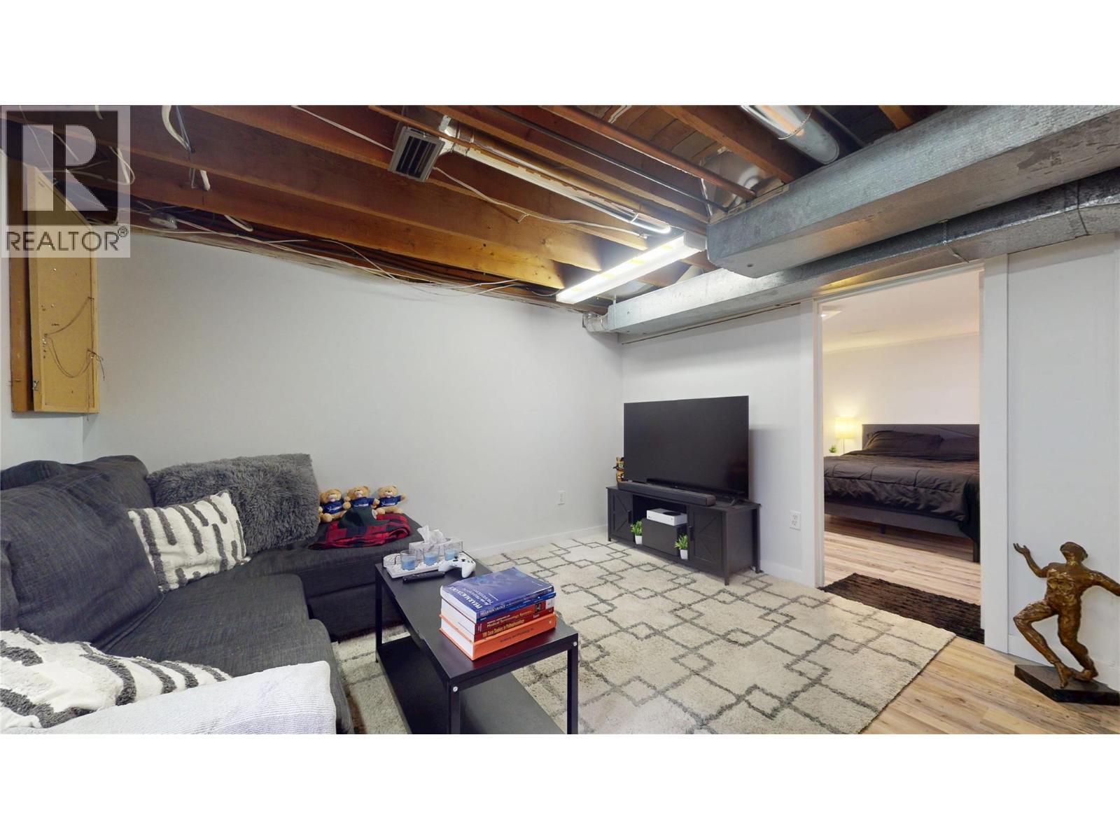315 5 Street S - Image 21