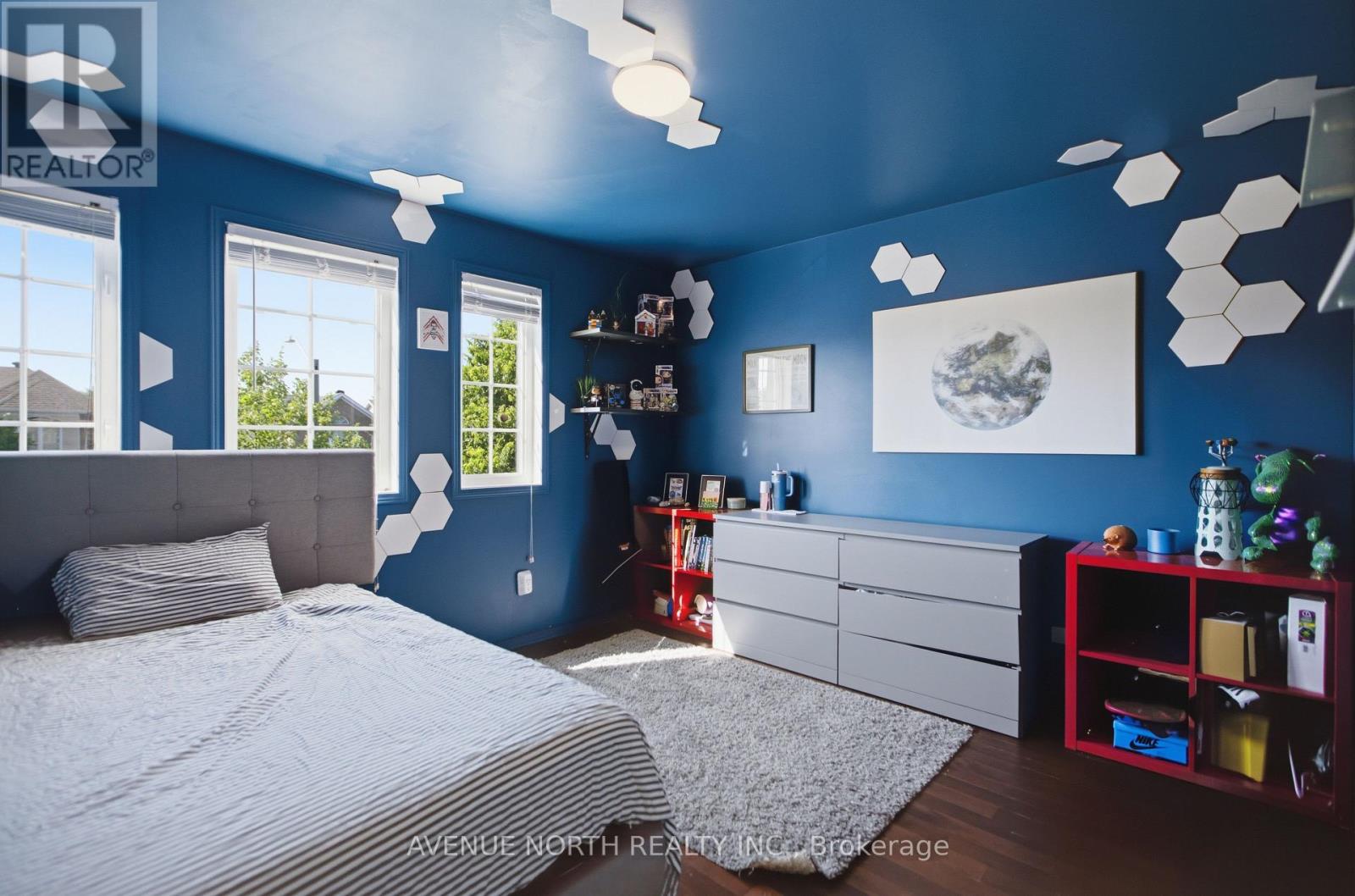 556 MAZARI CRESCENT - 27