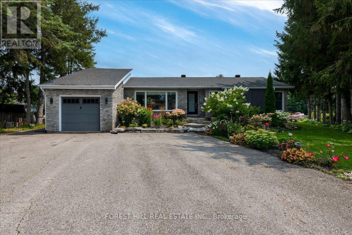 21 PINETREE COURT