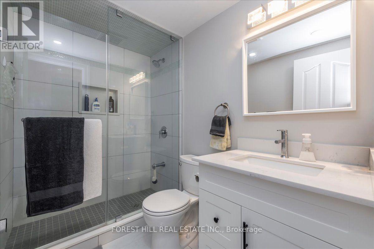 21 PINETREE COURT - 24