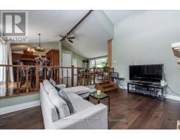 Foyer - 21 Pinetree Court, Ramara, ON L0K1B0 Photo 8