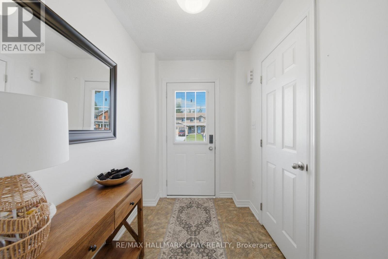 46 MICHELLE DRIVE, Orillia — photo 3