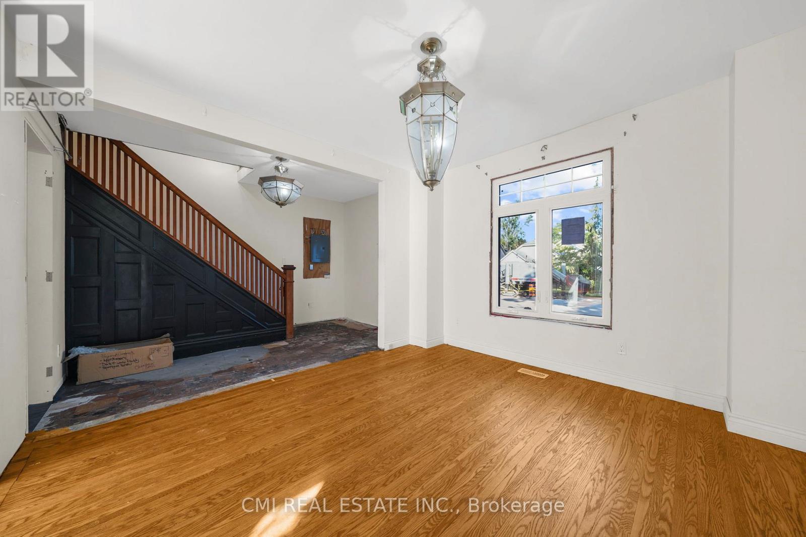43 PERRY STREET - 8