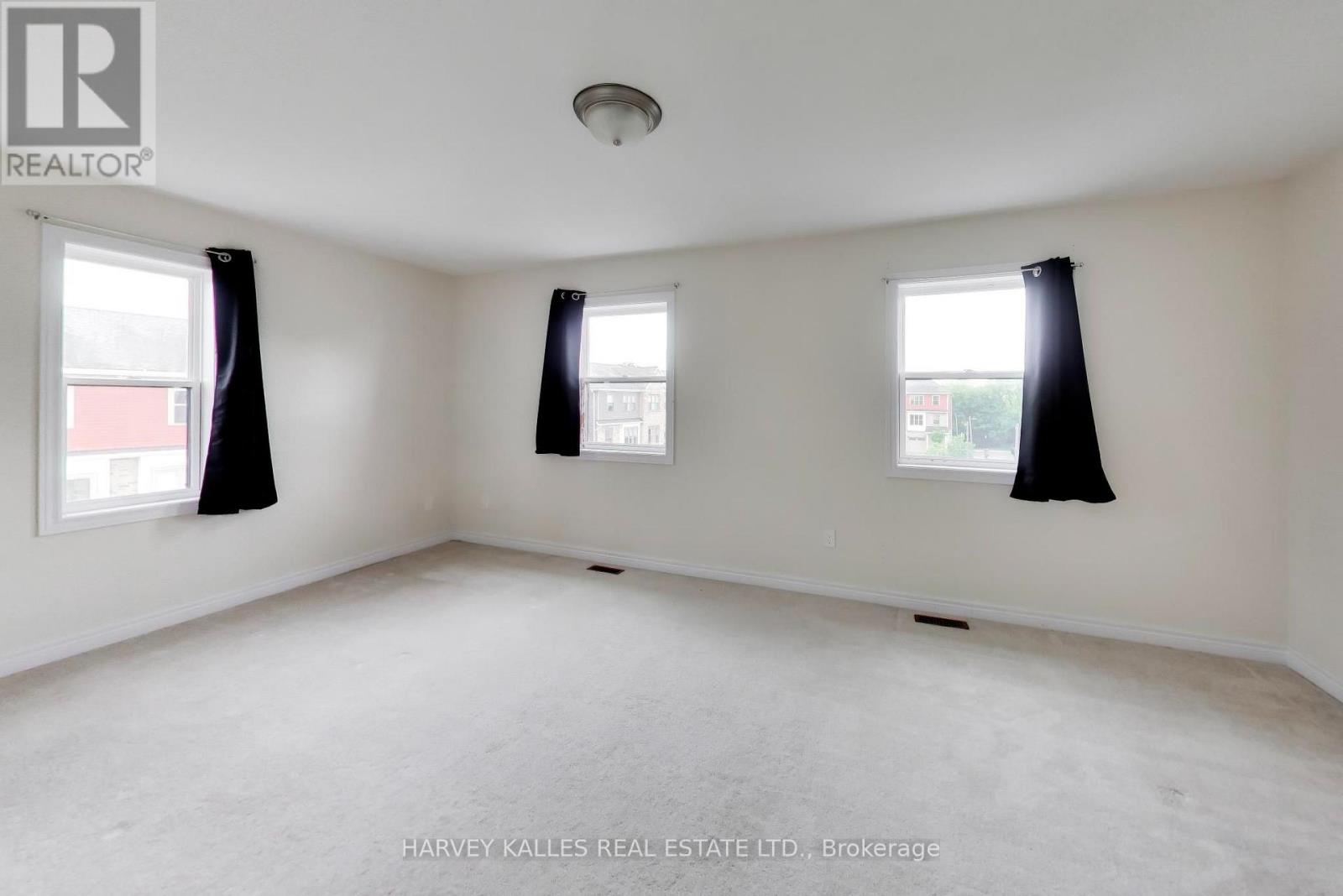 #38 1 LEGGOTT AVENUE - 23