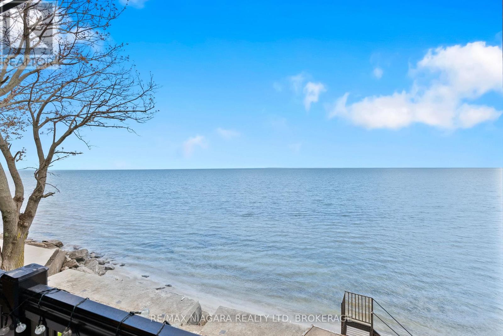 11605 BEACH ROAD W - Image 32