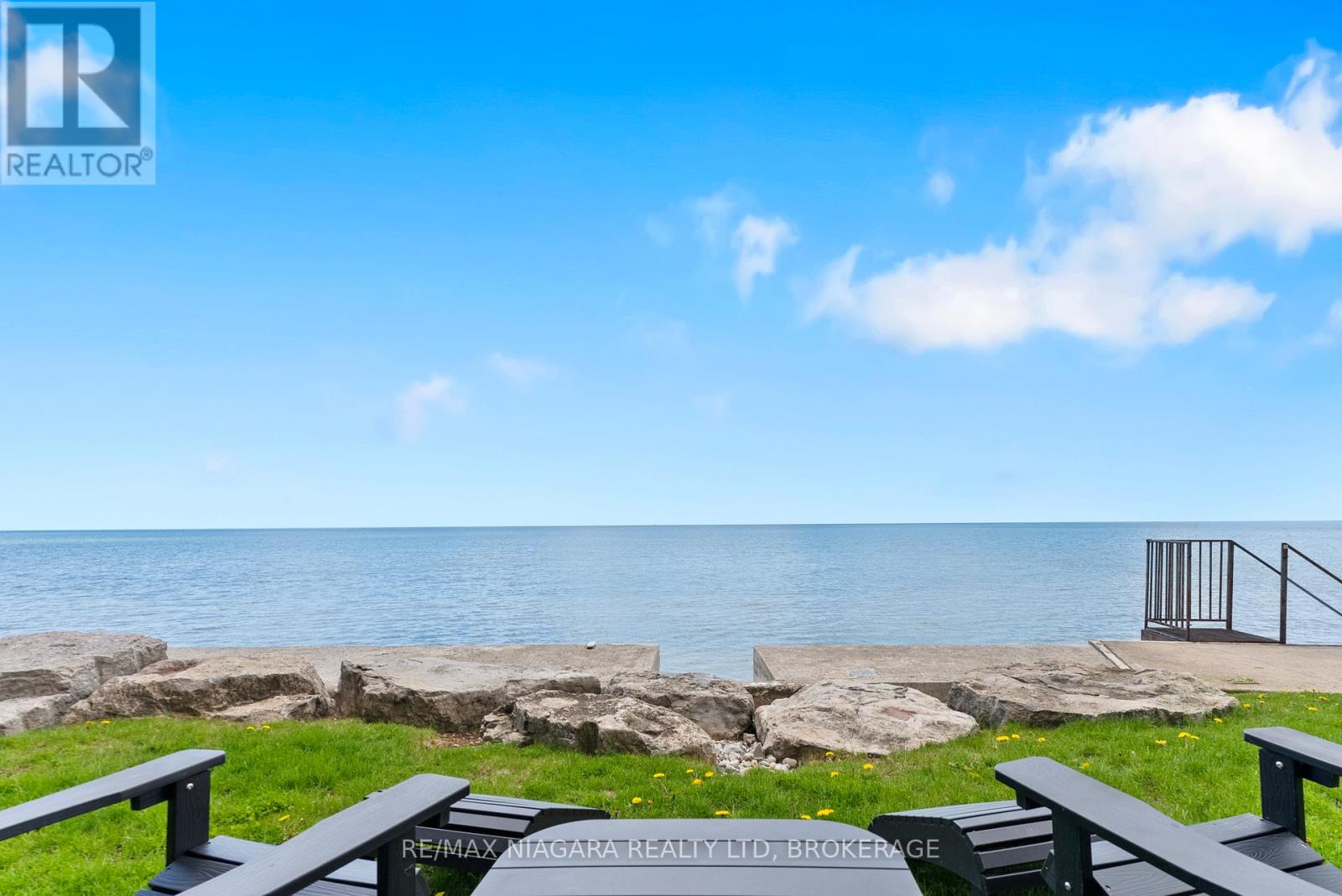 11605 BEACH ROAD W - Image 37