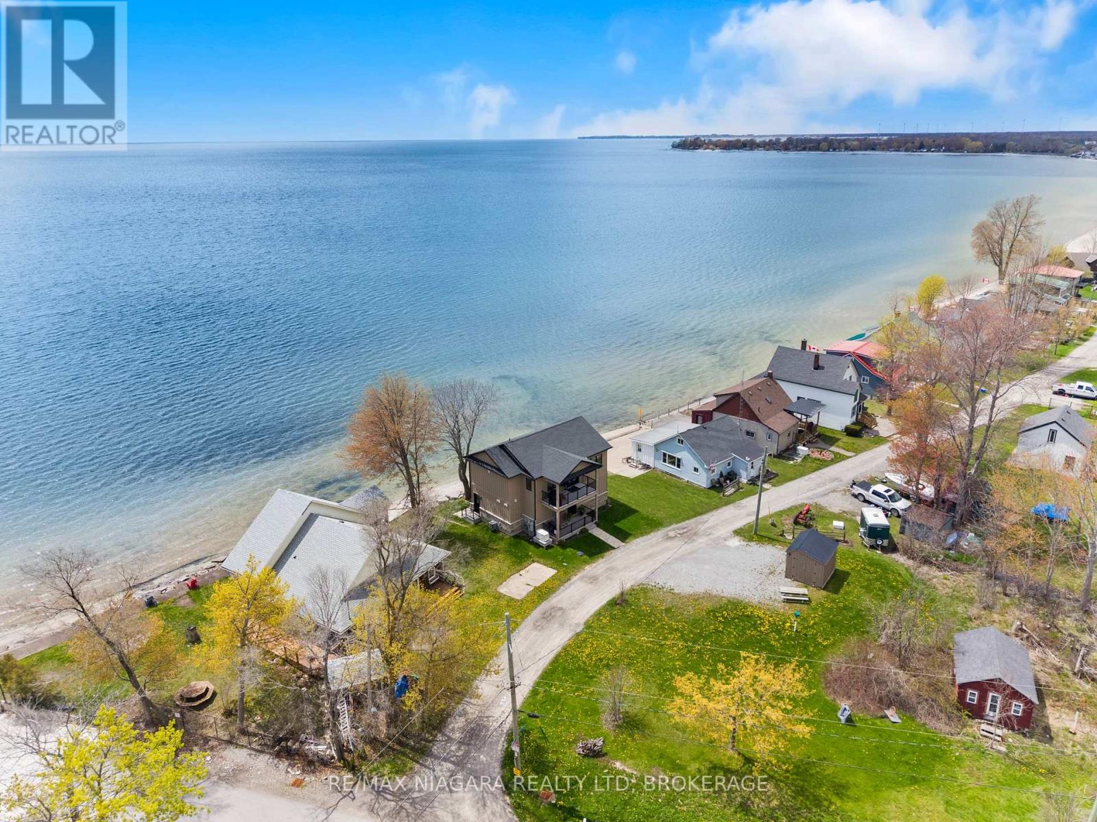 11605 BEACH ROAD W - Image 43