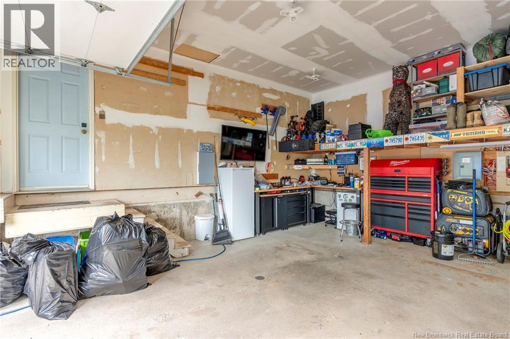 4 Ashwood Court - 44