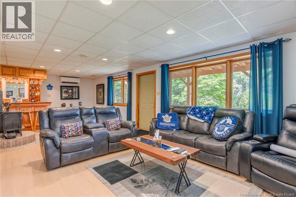 4 Ashwood Court - 5