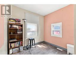 2236 Eglinton Avenue W, Toronto, ON M6E2L3 Photo 7