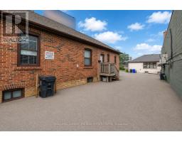 2236 Eglinton Avenue W, Toronto, ON M6E2L3 Photo 9
