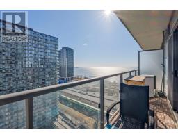 2014 - 105 The Queensway Way, Toronto, ON M6S5B5 Photo 8