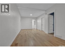 840 Grey Avenue, Moose Jaw, SK S6H1N1 Photo 10