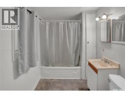 840 Grey Avenue, Moose Jaw, SK S6H1N1 Photo 26