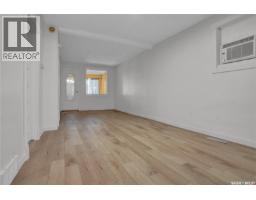 840 Grey Avenue, Moose Jaw, SK S6H1N1 Photo 9