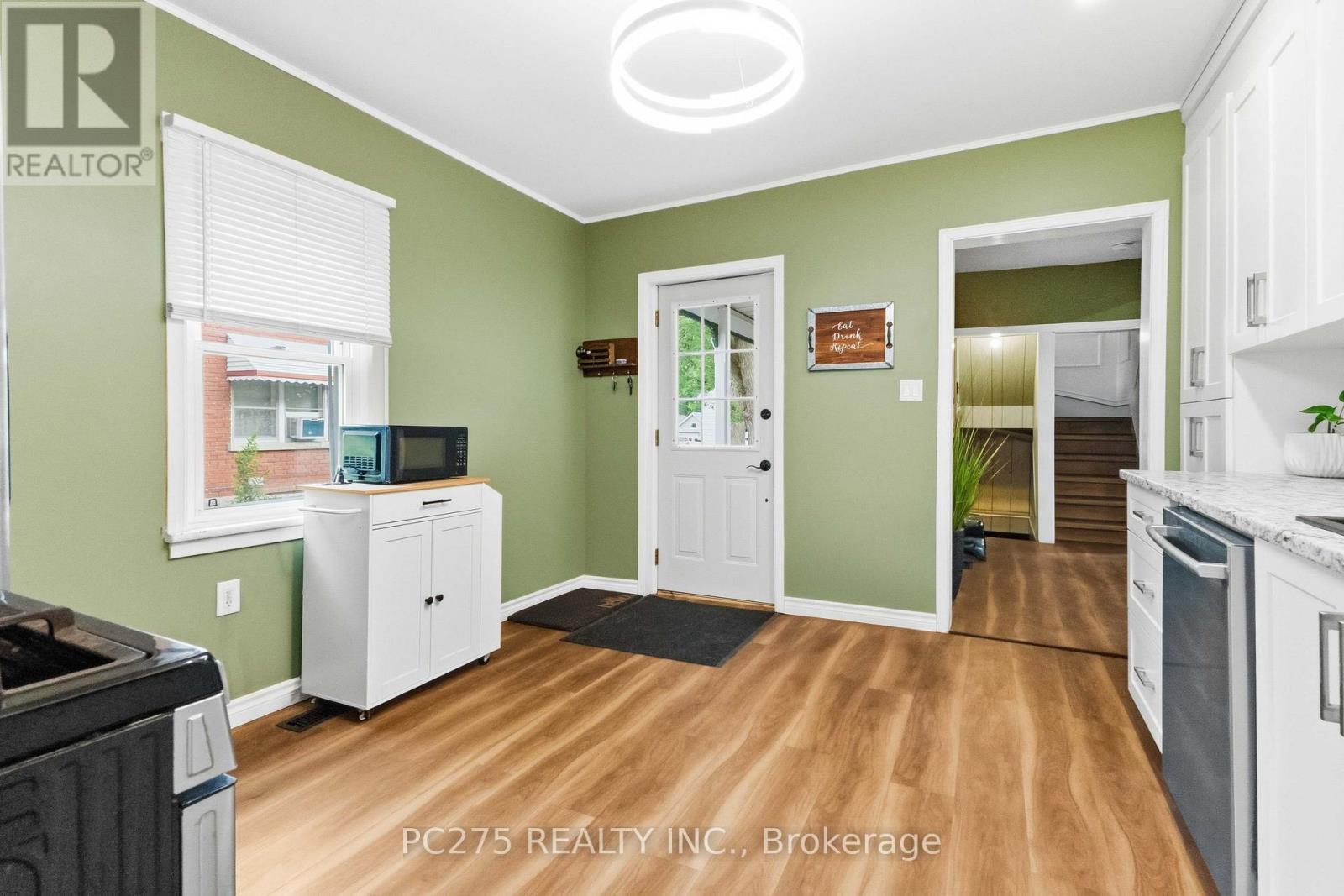 174 FURNIVAL ROAD - Image 17