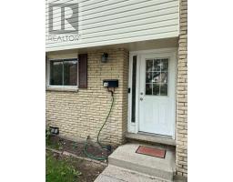 19 - 211 Veronica Drive, Kitchener, ON N2A2R8 Photo 12