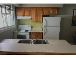 19 - 211 Veronica Drive, Kitchener, ON N2A2R8 Photo 6