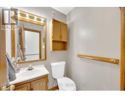 1251 Jalna Boulevard, London South, ON N6E2A8 Photo 23