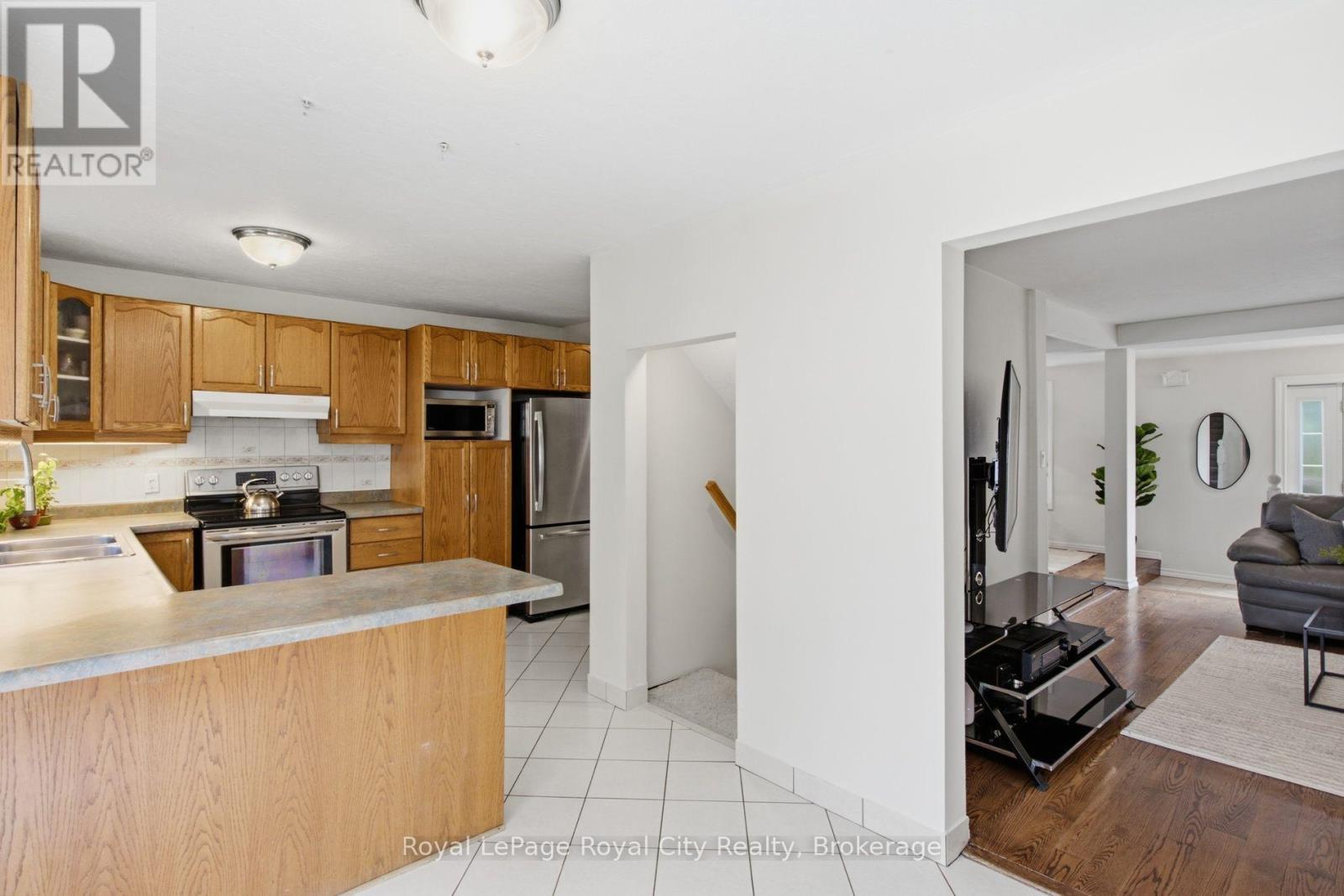 116 EMMA STREET - 8