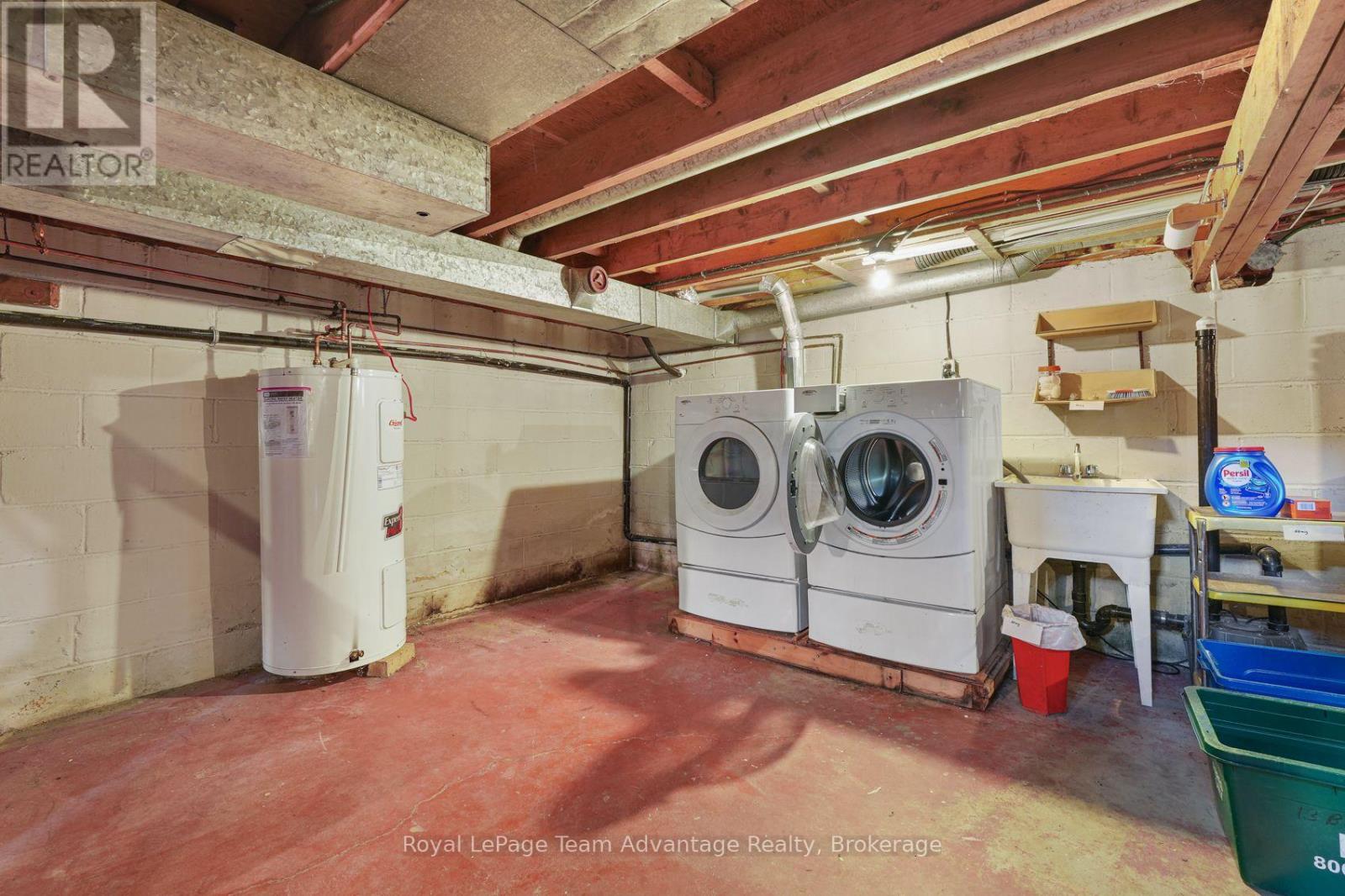 13 BURRITT STREET - Image 20