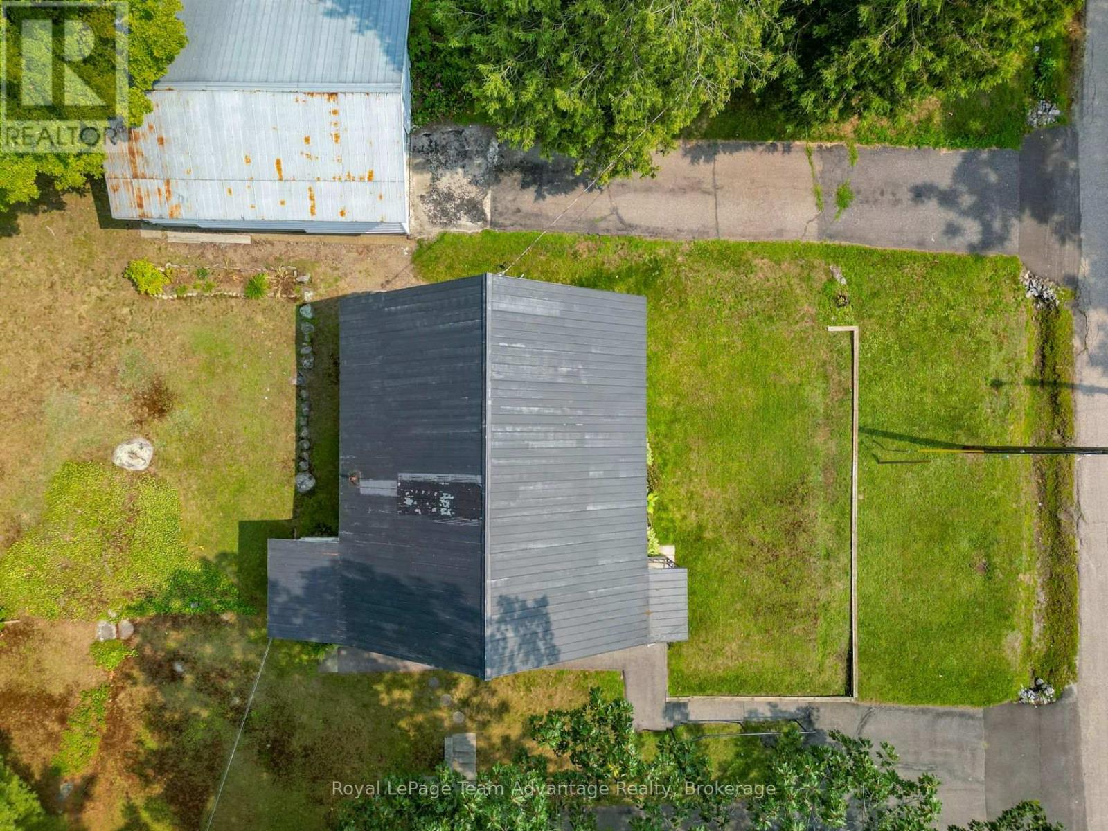 13 BURRITT STREET - Image 31