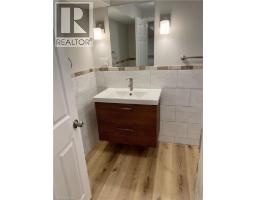 64 West 25th Street Unit# Lowerlevel, Hamilton, ON L9C4X2 Photo 9