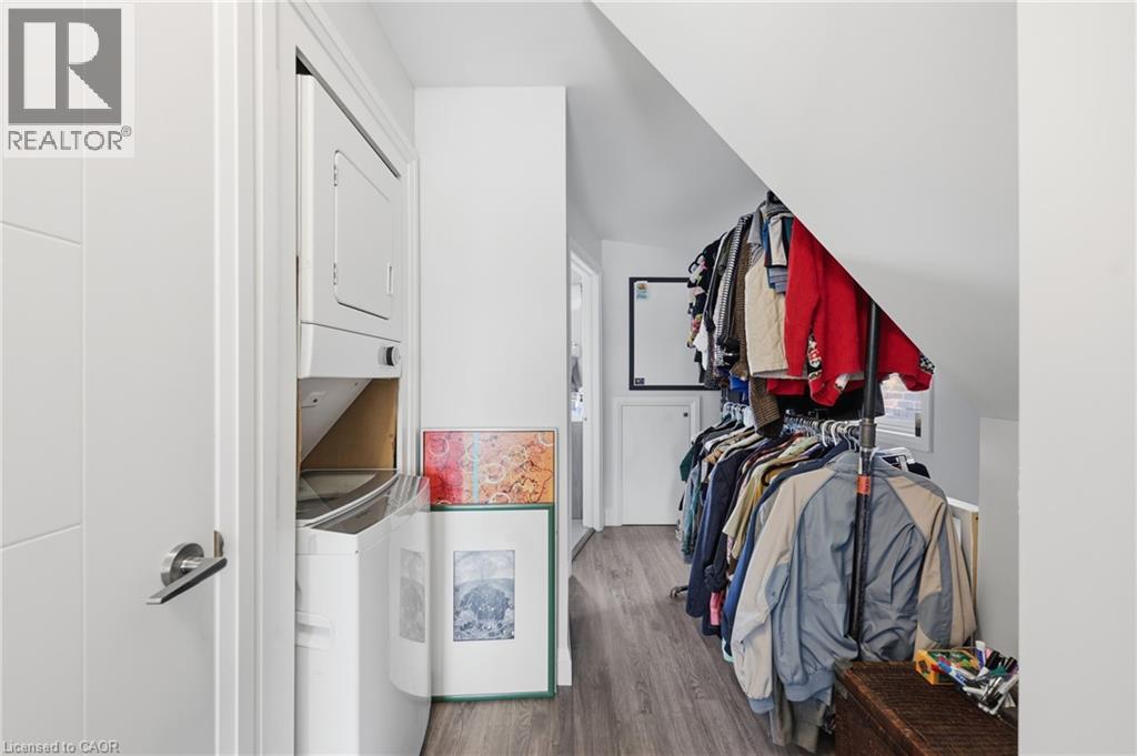 74 CATHCART Street - 29