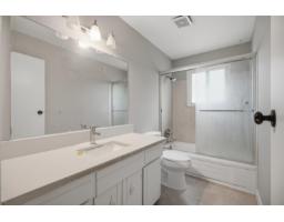 32082 Austin Avenue, Abbotsford, BC V2T4P3 Photo 11