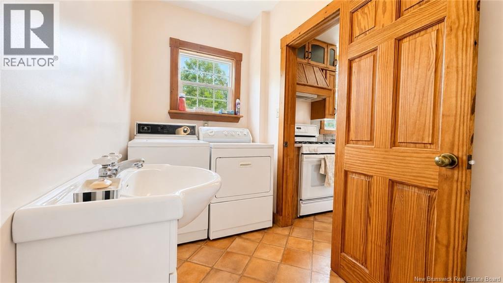 115-123 Pond Shore Road - 32