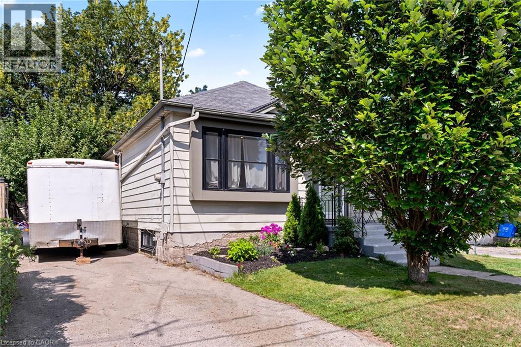 197 CROCKETT Street, Hamilton — photo 3