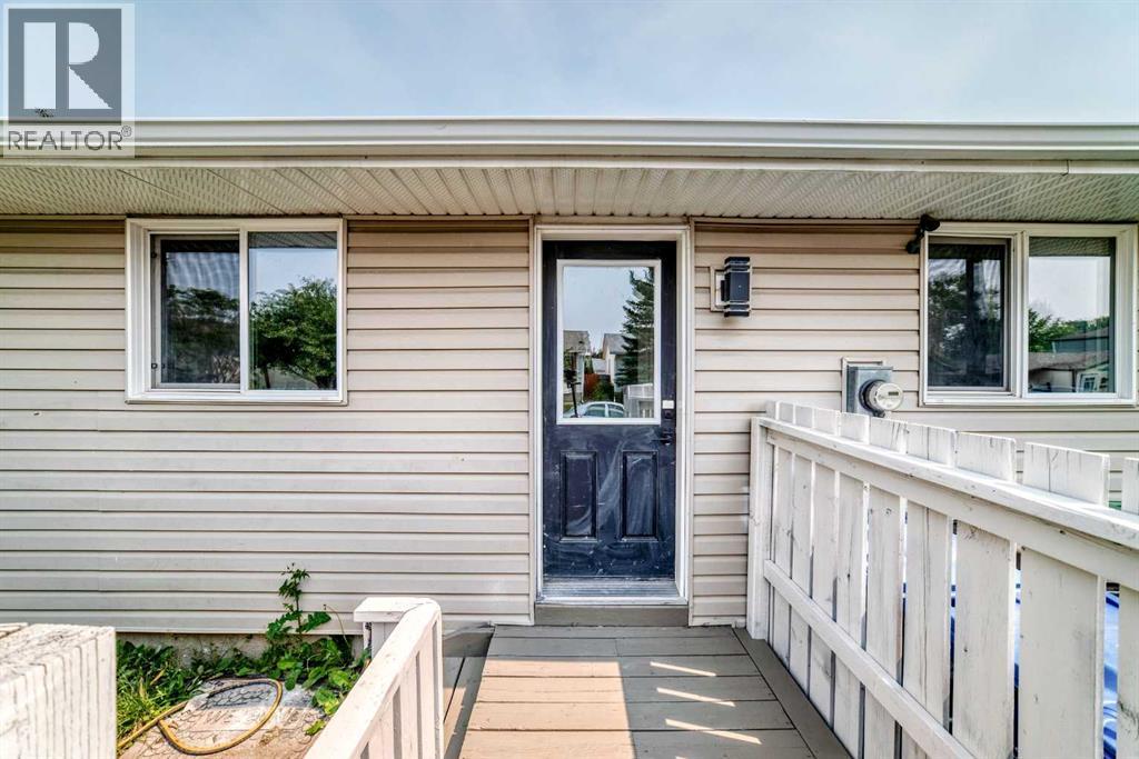 4 Abingdon Court NE - 39