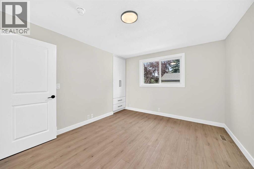4 Abingdon Court NE - 14