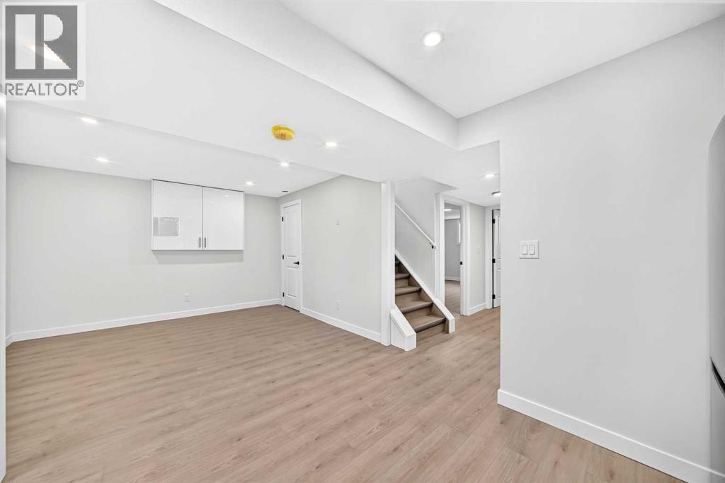 4 Abingdon Court NE - 28