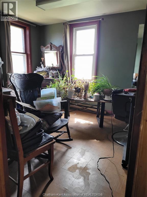 221 HOLT LINE - Image 8