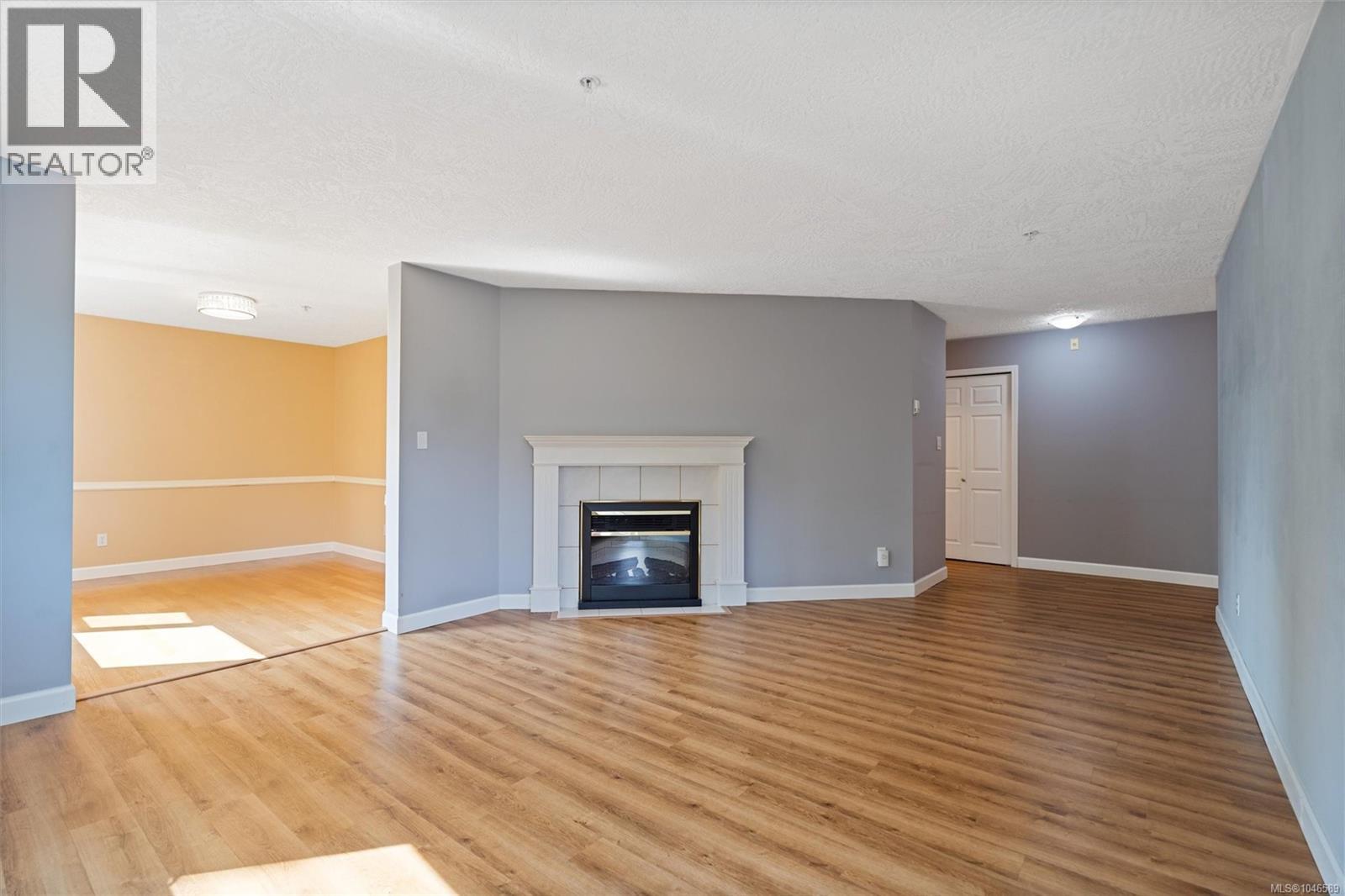 #302 9975 Fifth St - Image 9