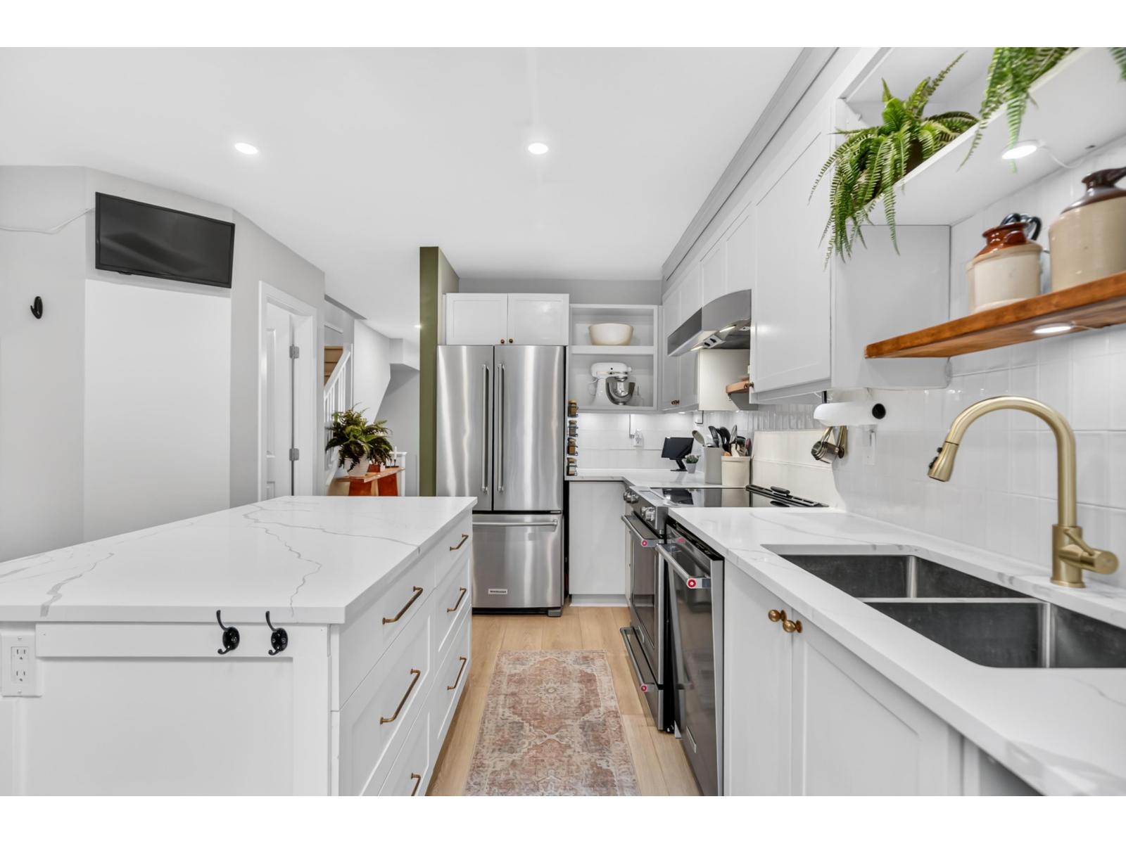3 Bed, 2 Bath Apartment for Sale in Langley – 133 20033 70 AVENUE, Langley – MLS# R3154697 - Image 13