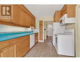 Kitchen - 11 Carruthers Avenue, Kingston, ON K7L1L9 Photo 9