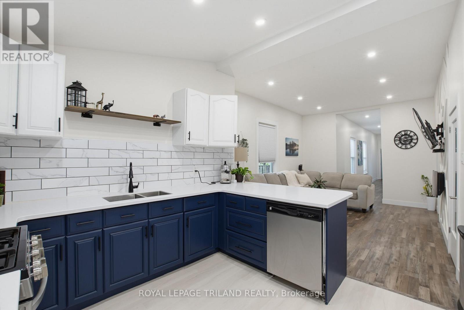 872 STEDWELL STREET - Image 17