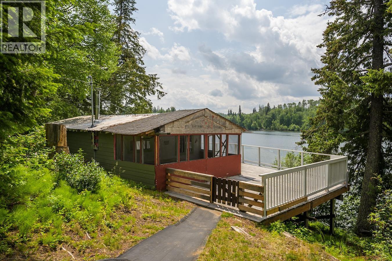 Photo 10 of 28 — 27345 N NESS LAKE ROAD · Prince George, BC