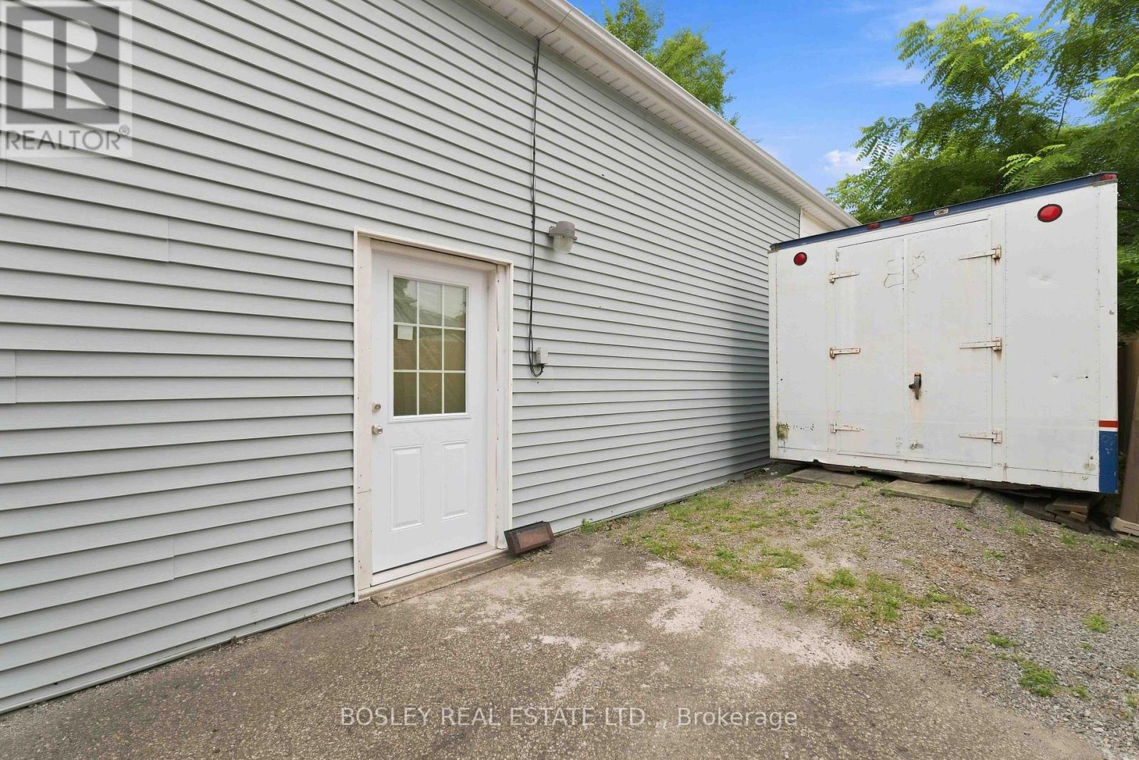 114 CHETWOOD STREET - 31