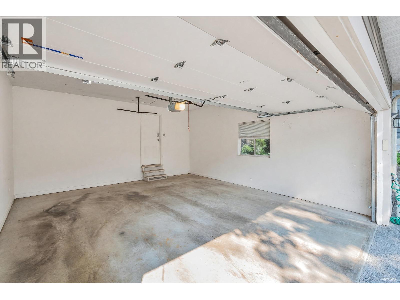 9 181 RAVINE DRIVE, Port Moody